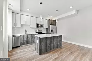 2348 Mountain St, Philadelphia, PA 19145 - Photo 9