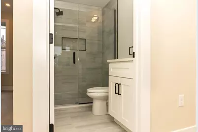 223 S 44th Street #3F, Philadelphia, PA 19104 - Photo 5