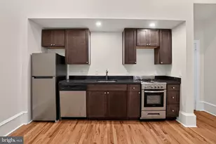 2008 Spruce St, Philadelphia, PA 19103 - Photo 9
