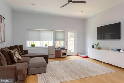 2312 E Sergeant Street, Philadelphia, PA 19125 - Photo 9