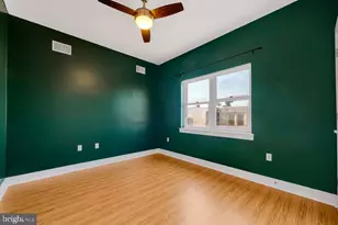2312 E Sergeant St, Philadelphia, PA 19125 - Photo 9