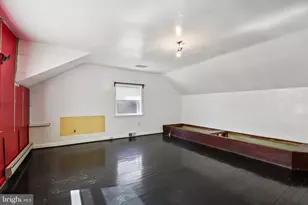 605 Arbutus St, Philadelphia, PA 19119 - Photo 35