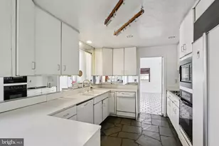 605 Arbutus St, Philadelphia, PA 19119 - Photo 17