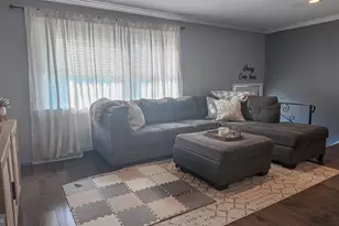 12004 Tyrone Rd, Philadelphia, PA 19154 - Photo 3