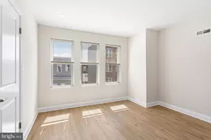1424 S Napa St, Philadelphia, PA 19146 - Photo 13