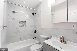 1424 S Napa St, Philadelphia, PA 19146 - Photo 21