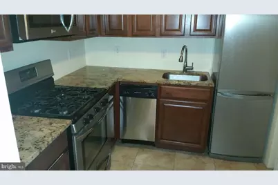 525 Fitzwater Street #1R, Philadelphia, PA 19147 - Photo 1