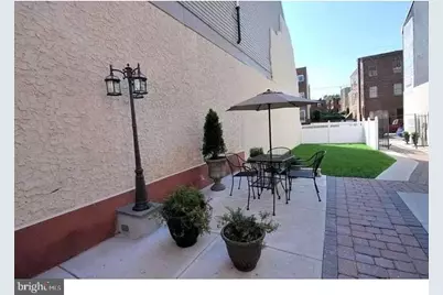 525 Fitzwater Street #1R, Philadelphia, PA 19147 - Photo 27