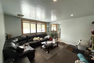 2555 S Jessup St, Philadelphia, PA 19148 - Photo 3