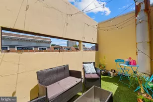 830 Lombard St, Philadelphia, PA 19147 - Photo 13