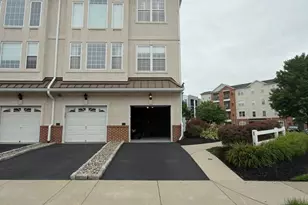 3202 Davinci Dr, Philadelphia, PA 19145 - Photo 3