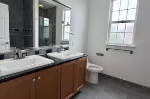 3202 Davinci Dr, Philadelphia, PA 19145 - Photo 13