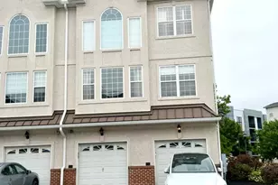 3202 Davinci Dr, Philadelphia, PA 19145 - Photo 1
