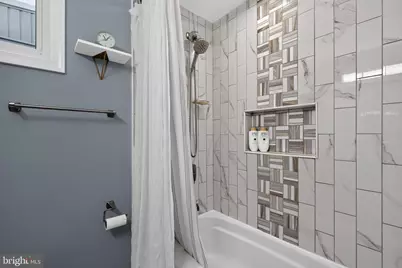 2319 S Warnock Street, Philadelphia, PA 19148 - Photo 27
