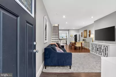 2319 S Warnock Street, Philadelphia, PA 19148 - Photo 5