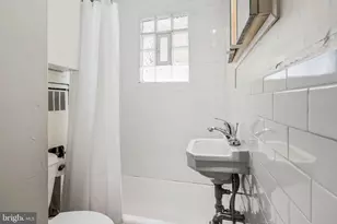926 Irving St, Philadelphia, PA 19107 - Photo 15