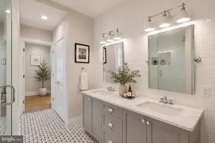 2203 Christian St, Philadelphia, PA 19146 - Photo 7