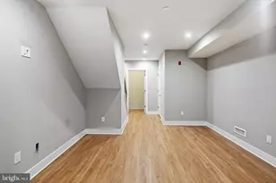 1821 Carpenter St, Philadelphia, PA 19146 - Photo 15