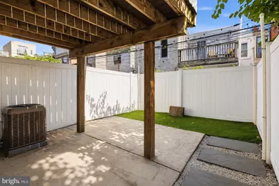 1821 Carpenter Street #A, Philadelphia, PA 19146 - Photo 5