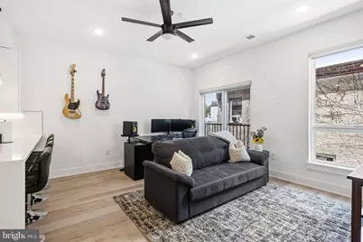 1723 Francis Street #3D, Philadelphia, PA 19130 - Photo 5