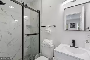 647 S 55th St, Philadelphia, PA 19143 - Photo 17