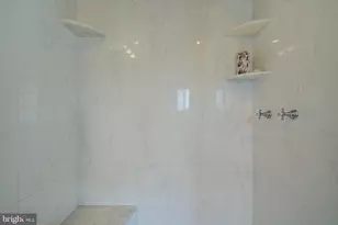 229 S Jessup St, Philadelphia, PA 19107 - Photo 13