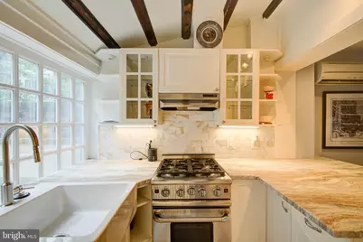 229 S Jessup Street, Philadelphia, PA 19107 - Photo 3