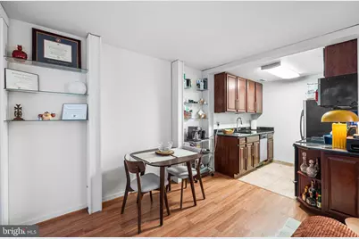 224 W Rittenhouse Square #1002, Philadelphia, PA 19103 - Photo 17