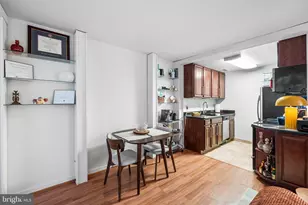224 W Rittenhouse Square, Philadelphia, PA 19103 - Photo 17
