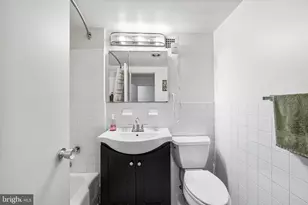 224 W Rittenhouse Square, Philadelphia, PA 19103 - Photo 27