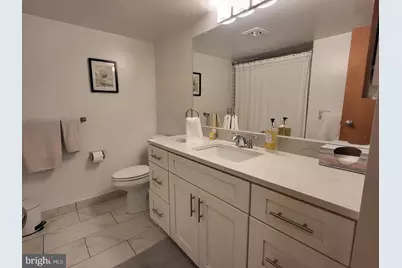 241 S 6th Street #1202B, Philadelphia, PA 19106 - Photo 13