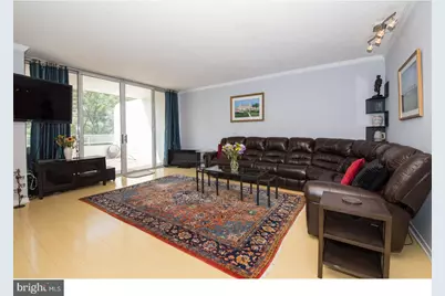 2301 Cherry Street #3C, Philadelphia, PA 19103 - Photo 3