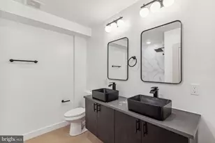 2023 N Reese St, Philadelphia, PA 19122 - Photo 15