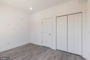 1423 N 8th St, Philadelphia, PA 19122 - Photo 13