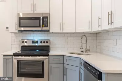1423 N 8th Street #A, Philadelphia, PA 19122 - Photo 9