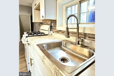 2411 N Lawrence Street, Philadelphia, PA 19133 - Photo 13
