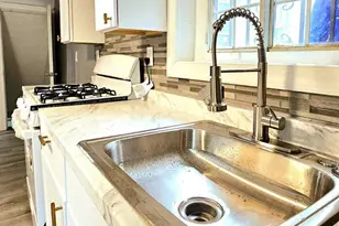 2411 N Lawrence St, Philadelphia, PA 19133 - Photo 13