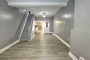 2411 N Lawrence St, Philadelphia, PA 19133 - Photo 5