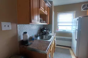 6919 Sylvester St, Philadelphia, PA 19149 - Photo 15