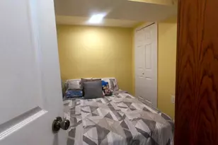 6919 Sylvester St, Philadelphia, PA 19149 - Photo 25