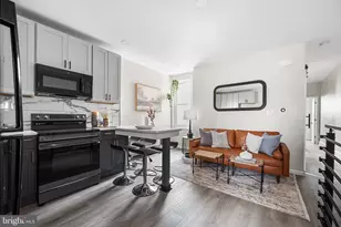 2032 S 22nd St, Philadelphia, PA 19145 - Photo 13