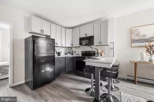 2032 S 22nd St, Philadelphia, PA 19145 - Photo 11