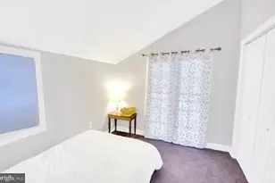 908 New Market St, Philadelphia, PA 19123 - Photo 17