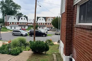 9021 Eastview Rd, Philadelphia, PA 19152 - Photo 5