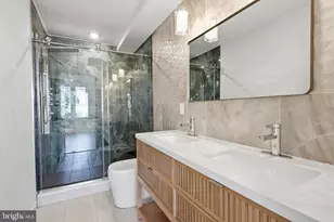 1517 Bodine Street N, Philadelphia, PA 19122 - Photo 11