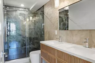 1517 Bodine Street N, Philadelphia, PA 19122 - Photo 13