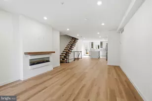 1517 Bodine Street N, Philadelphia, PA 19122 - Photo 5