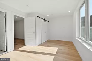 1517 Bodine Street N, Philadelphia, PA 19122 - Photo 9