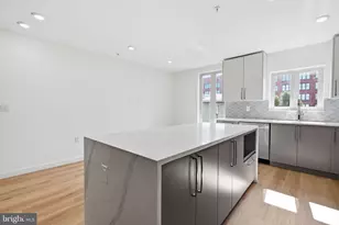 1517 Bodine Street N, Philadelphia, PA 19122 - Photo 23