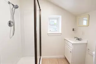 400 Green Ln, Philadelphia, PA 19128 - Photo 15